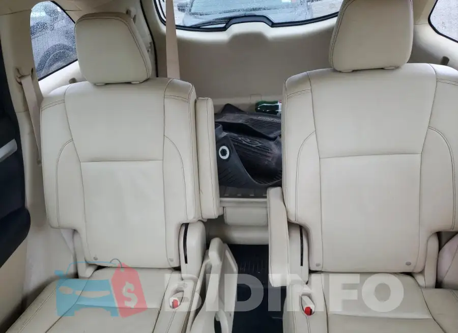 5TDJKRFH2GS310724 Photo# 10