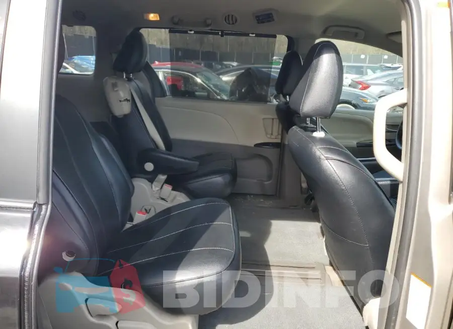5TDKK3DC2FS652746 Photo# 11