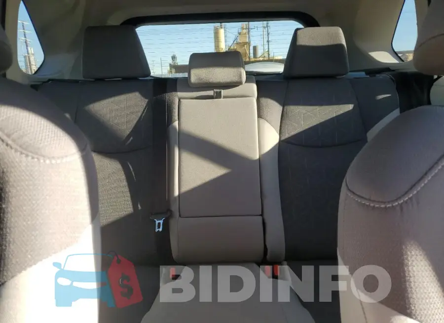 JTMW1RFVXPD105405 Photo# 10