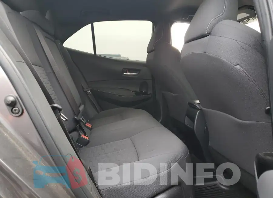 JTND4MBE7N3175322 Photo# 10