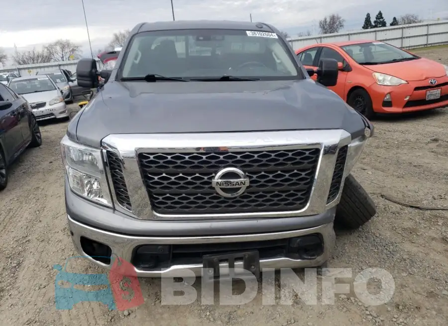 1N6AA1C63JN509119 Photo# 5