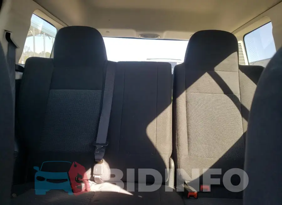 1C4NJPBB3GD763840 Photo# 10