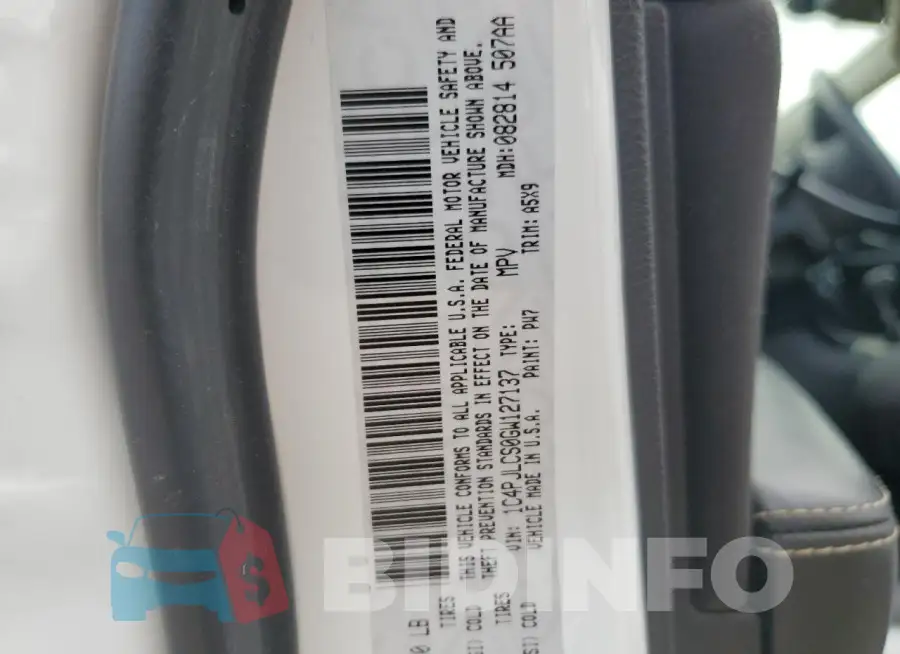 1C4PJLCS0GW127137 Photo# 13
