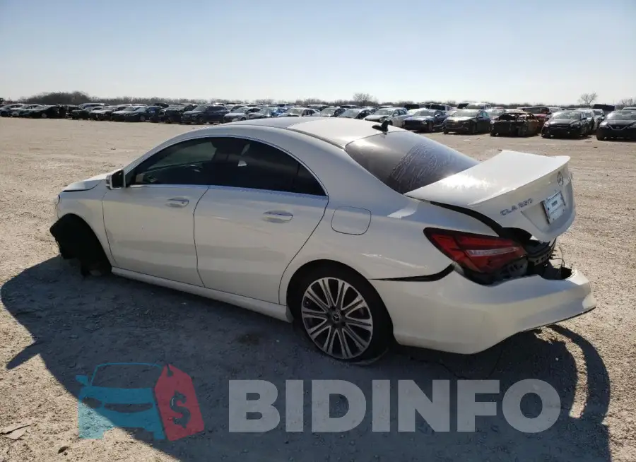 WDDSJ4EB6JN535271 Photo# 2