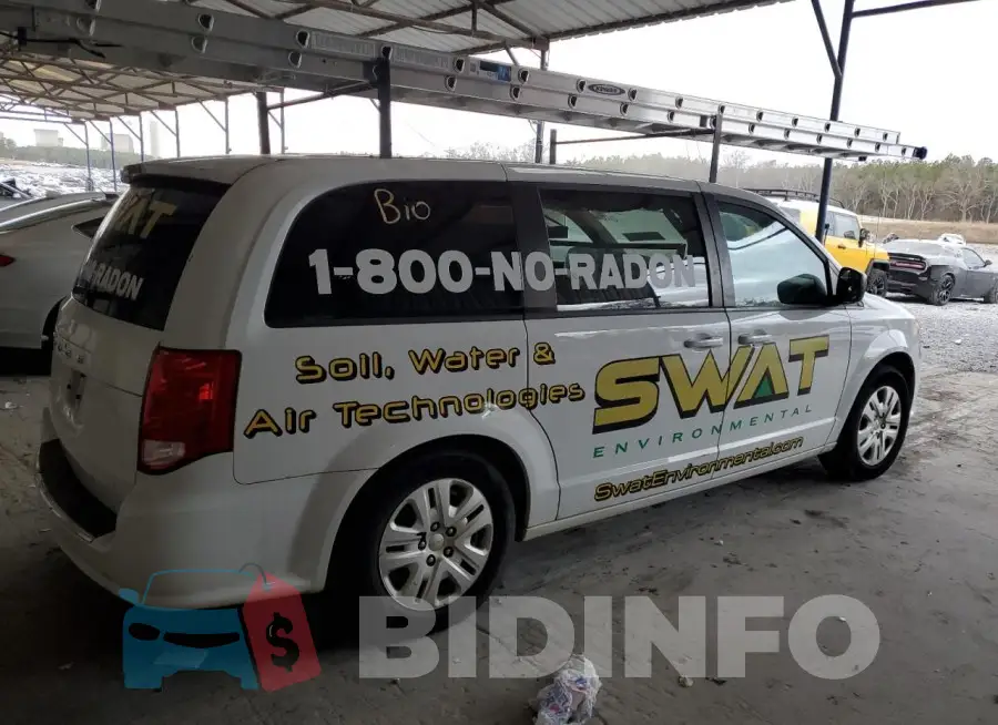 2C4RDGBG3JR170102 Photo# 3