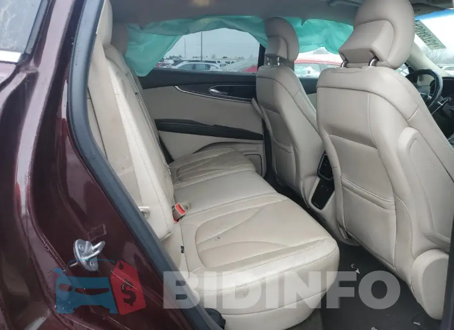 2LMPJ8LR4JBL29255 Photo# 10