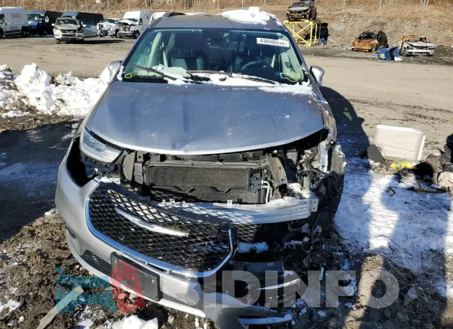 2C4RC1BG7MR575982 Photo# 5