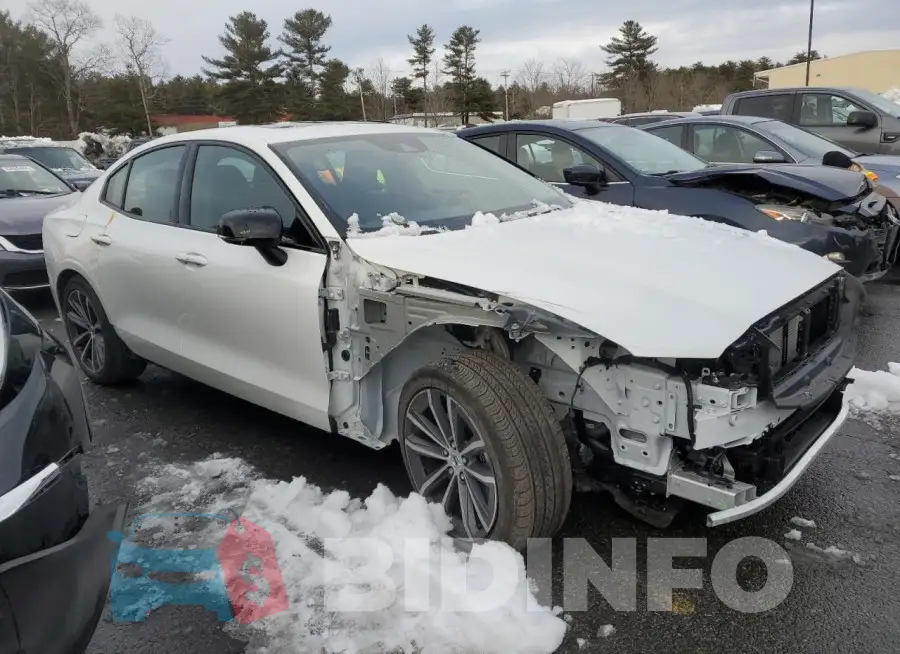 7JRL12TZ6NG174137 Photo# 4