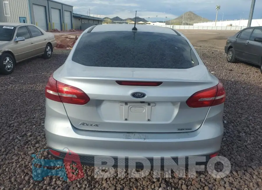 1FADP3E20GL405279 Photo# 6