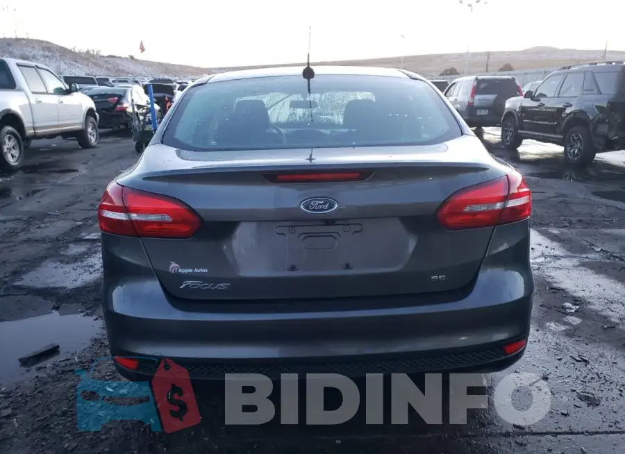 1FADP3F2XJL204933 Photo# 6