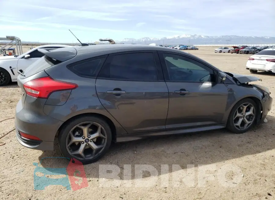 1FADP3L96HL235964 Photo# 3