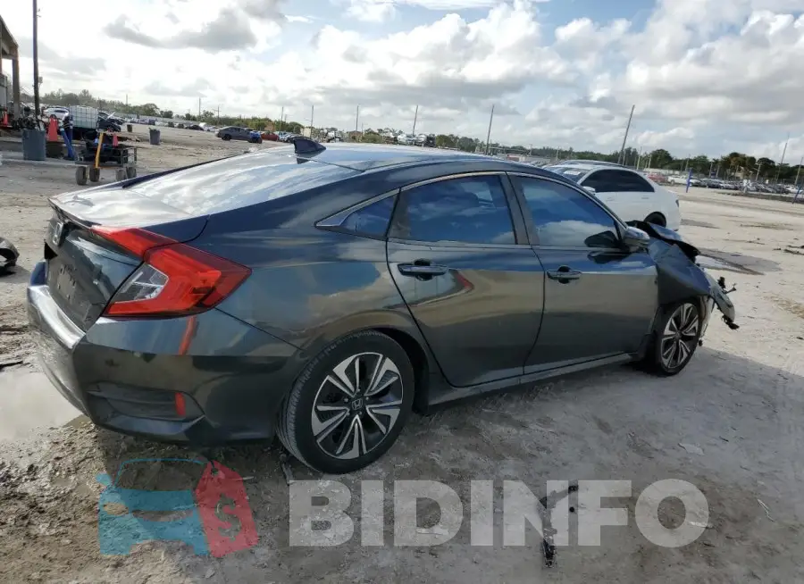 19XFC1F37HE000542 Photo# 3