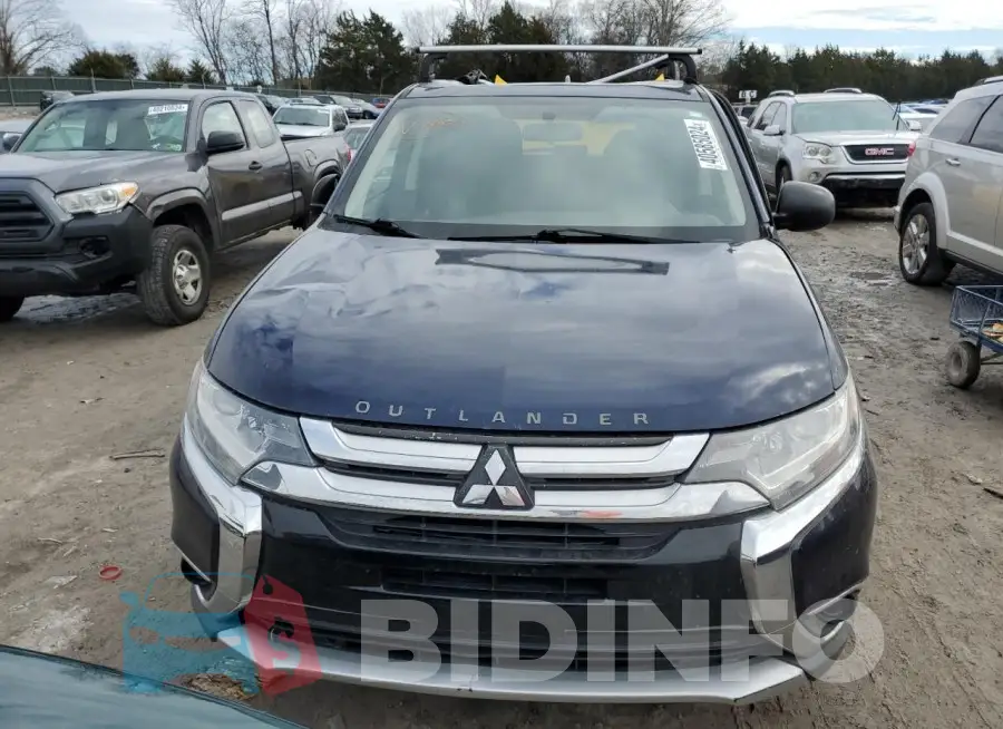 JA4AD2A39JZ055213 Photo# 5