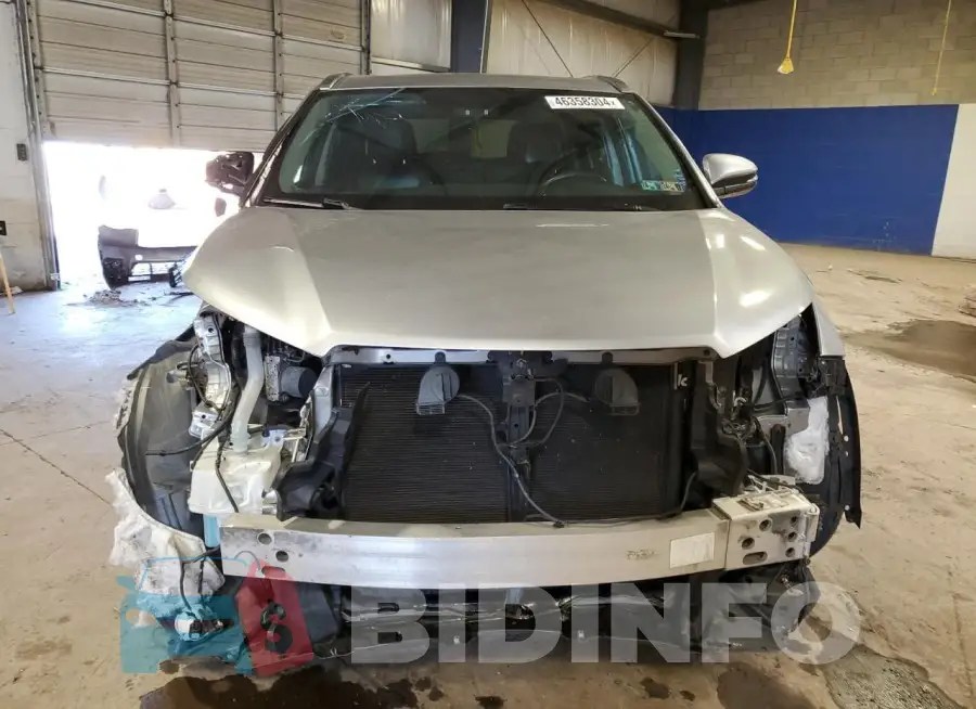 5TDJKRFH8GS353576 Photo# 5