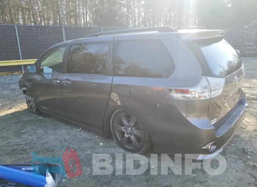 5TDXZ3DC5HS831514 Photo# 2