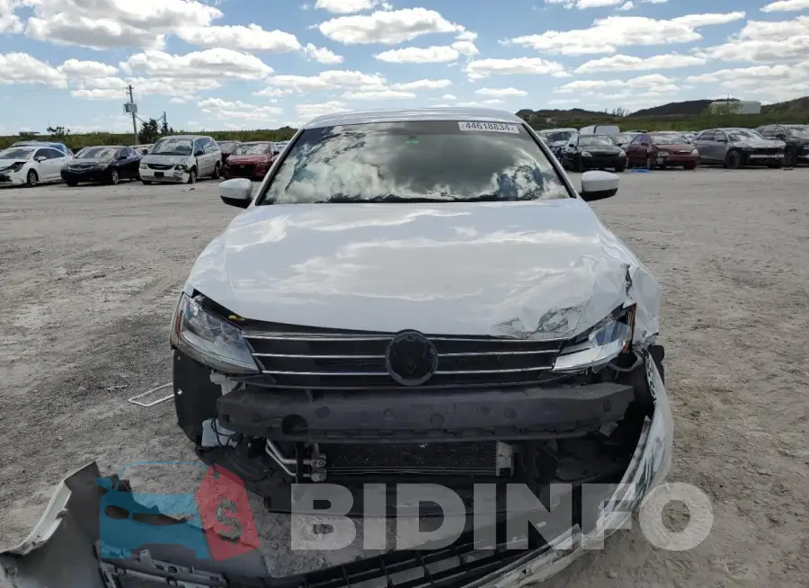 3VW2B7AJ1HM313101 Photo# 5