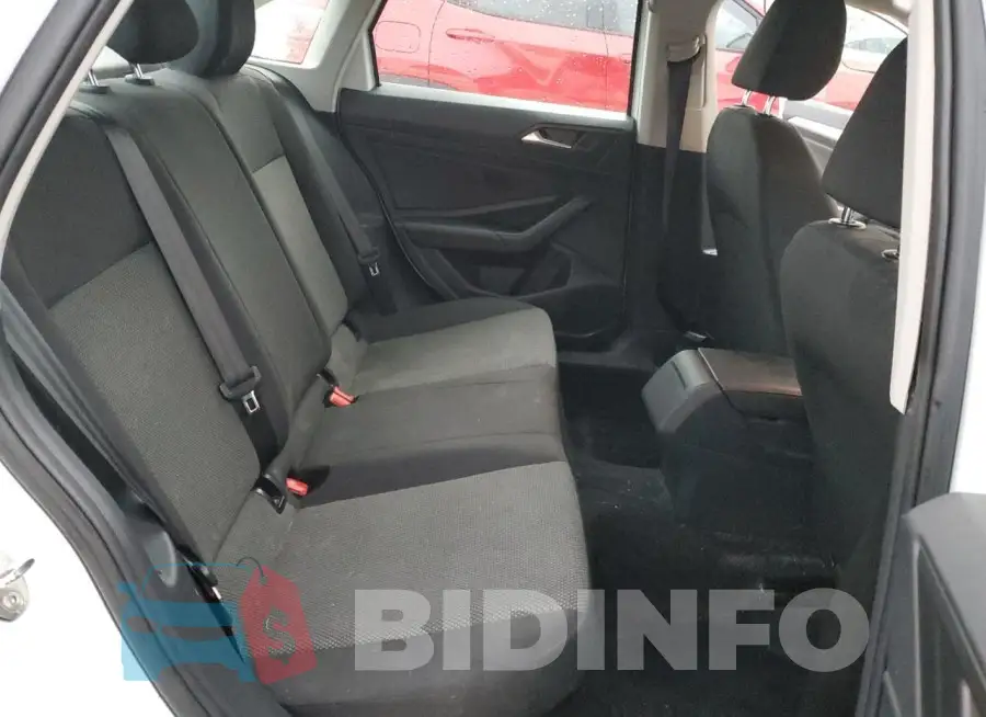 3VWCB7BU9KM215728 Photo# 10