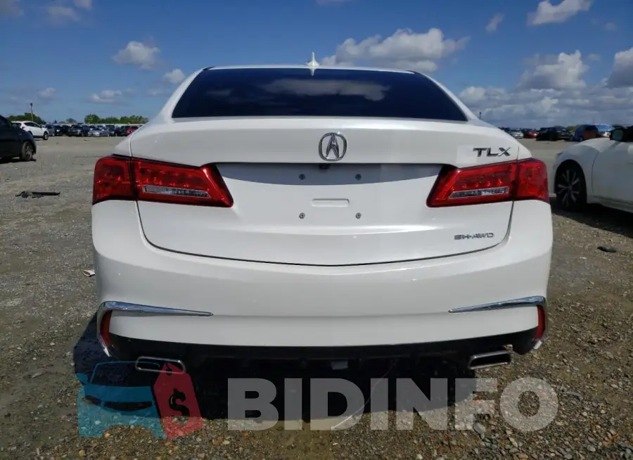 19UUB3F35KA000797 Photo# 6