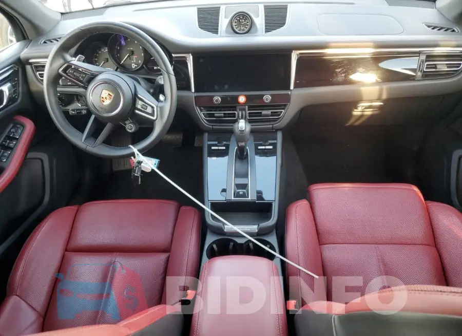 WP1AA2A57PLB15659 Photo# 8