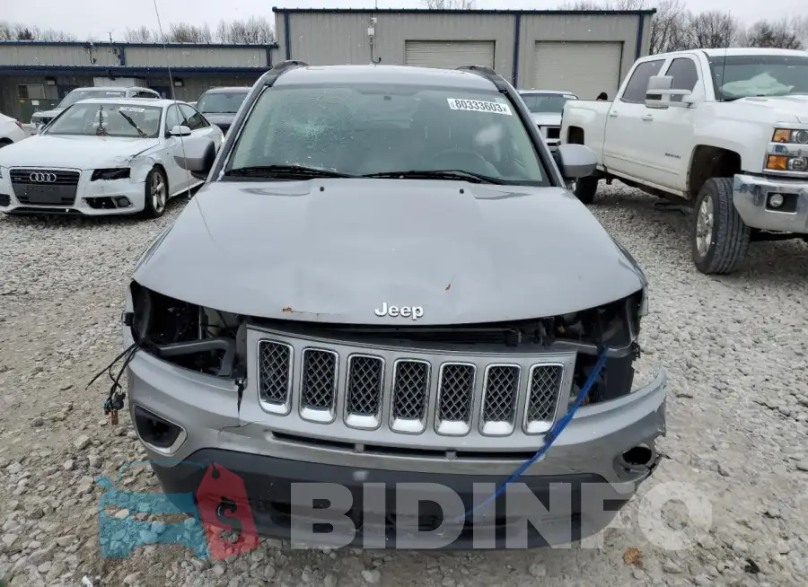1C4NJDEB5HD112401 Photo# 5
