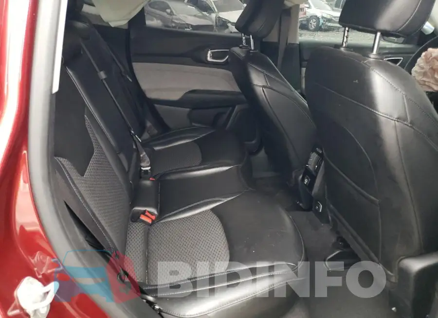 3C4NJDBB2NT230500 Photo# 11