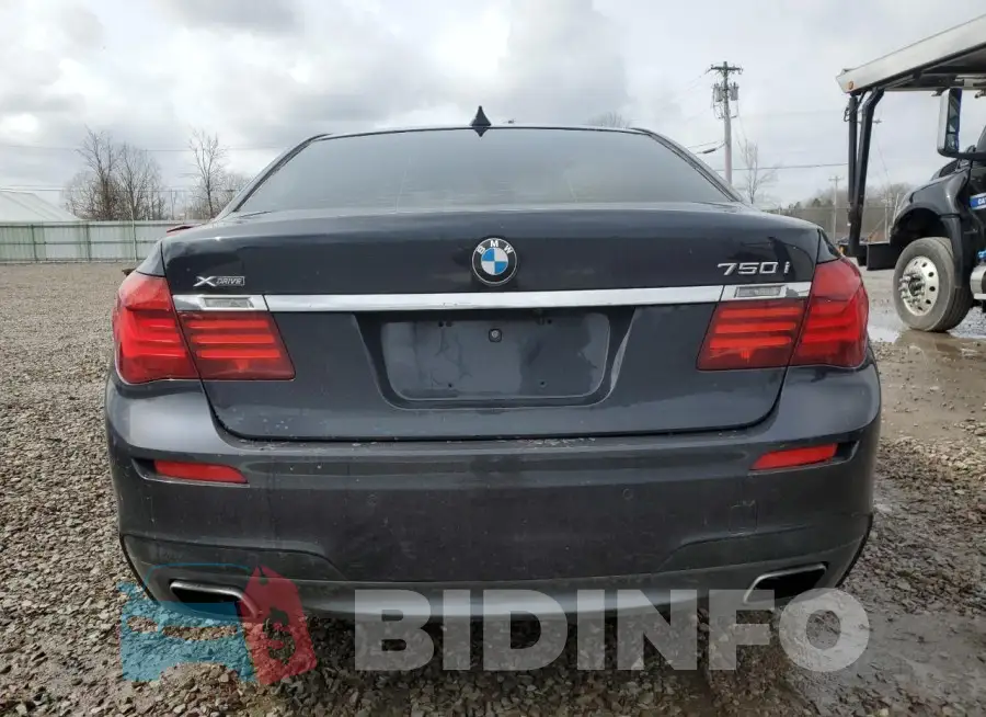 WBAYB6C58FD225451 Photo# 6