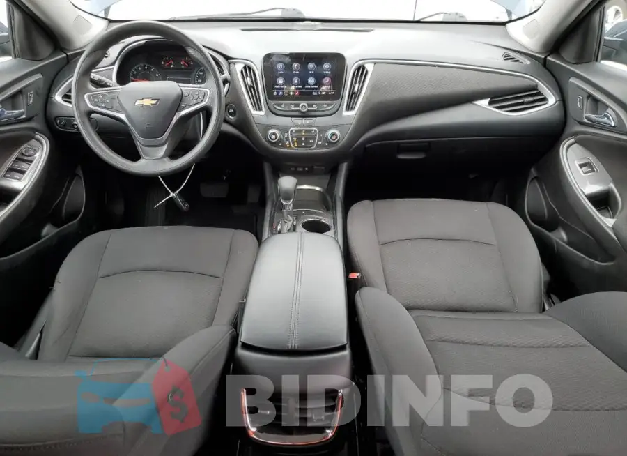 1G1ZD5ST4NF172402 Photo# 8