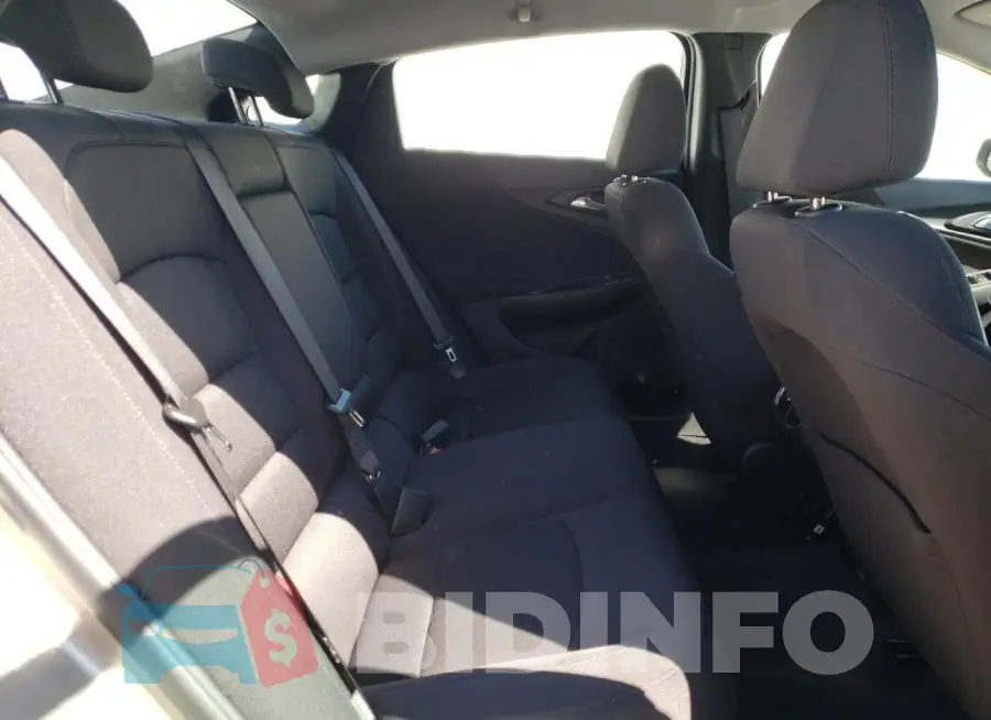 1G1ZD5ST4NF178104 Photo# 10