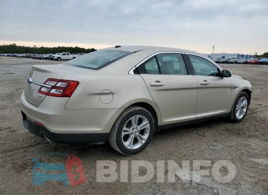 1FAHP2E85JG130847 Photo# 3