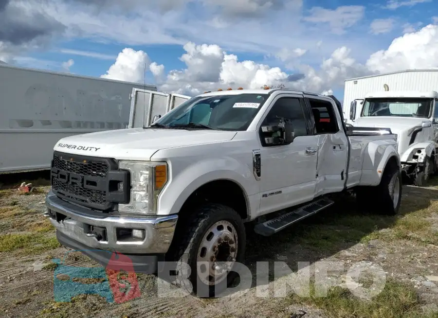 1FT8W3DT7HEB33196 Photo# 1