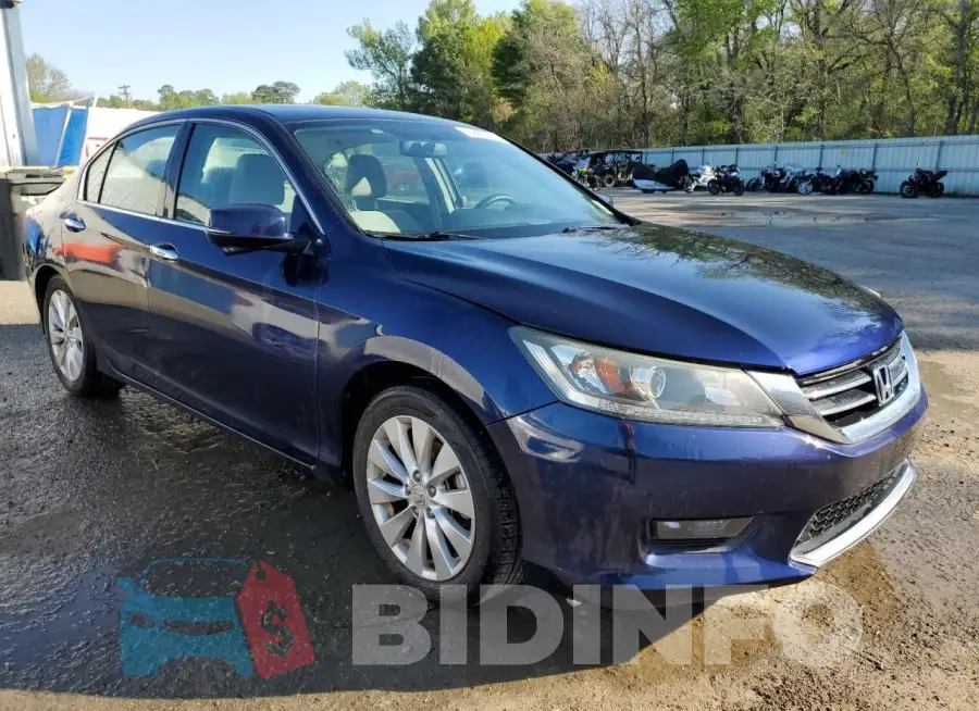 1HGCR2F79FA254717 Photo# 4