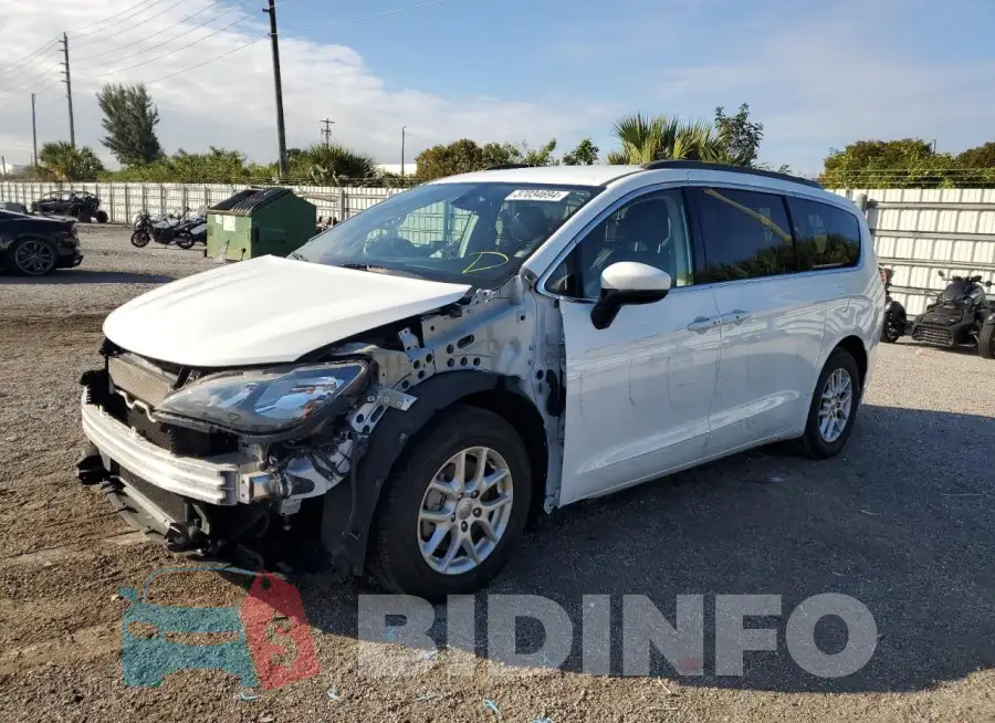 2C4RC1DG0LR257228 Photo# 1