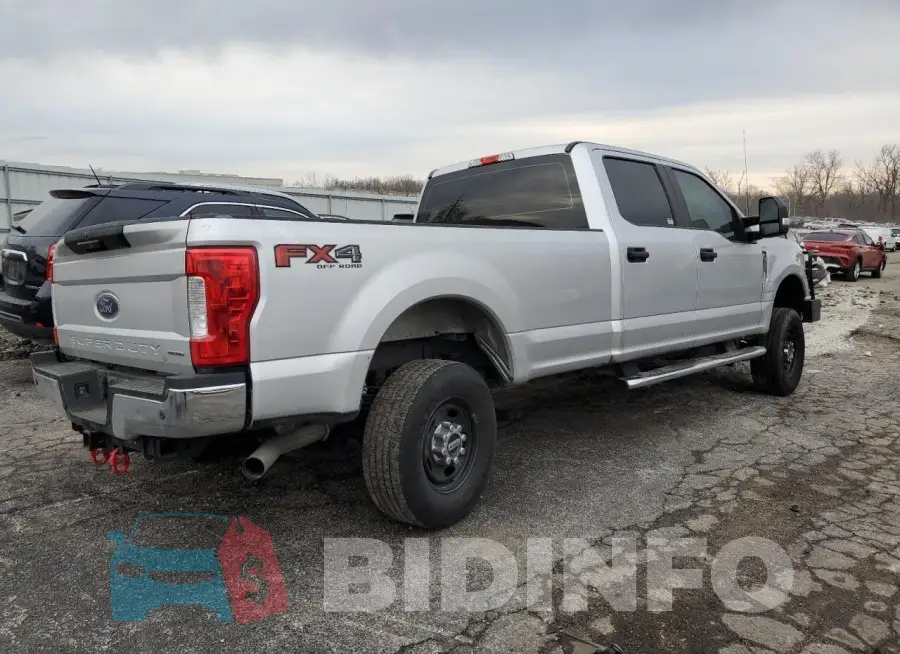 1FT7W2B62JEC47227 Photo# 3
