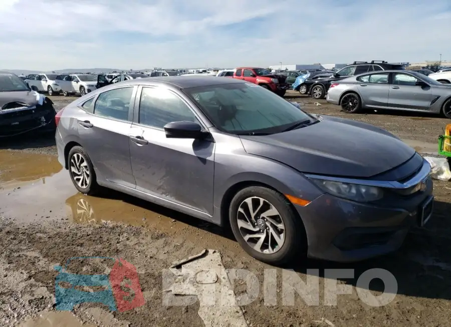 19XFC2F71HE027387 Photo# 4