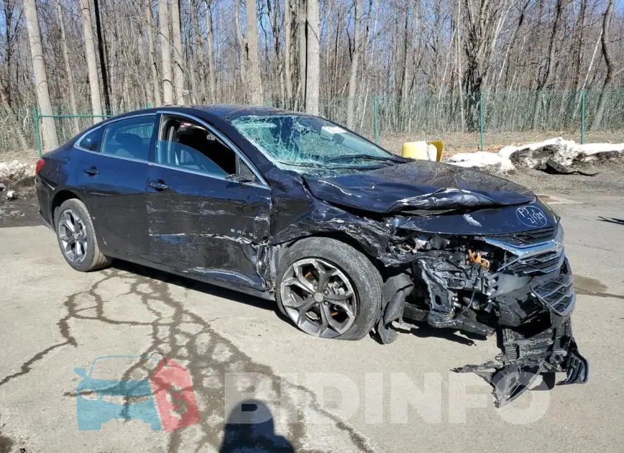 1G1ZD5ST0PF230119 Photo# 4