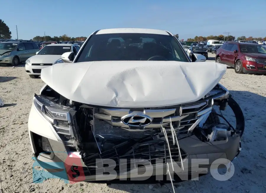 5NTJB4AE8RH083808 Photo# 5