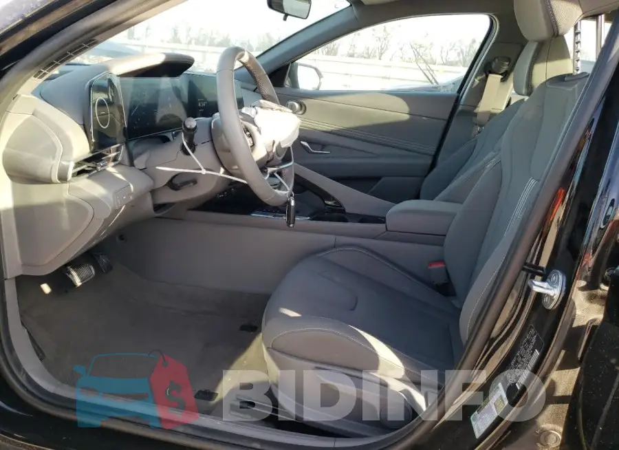 KMHLS4AG4PU569474 Photo# 7
