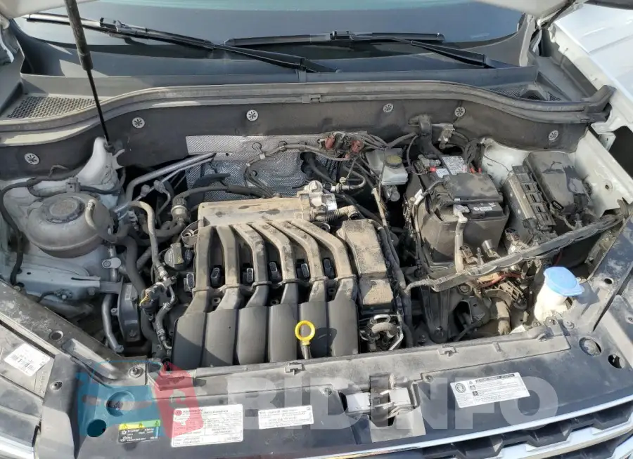 1V2SR2CA8KC577860 Photo# 12
