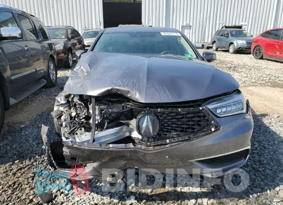 19UUB2F43KA002633 Photo# 5