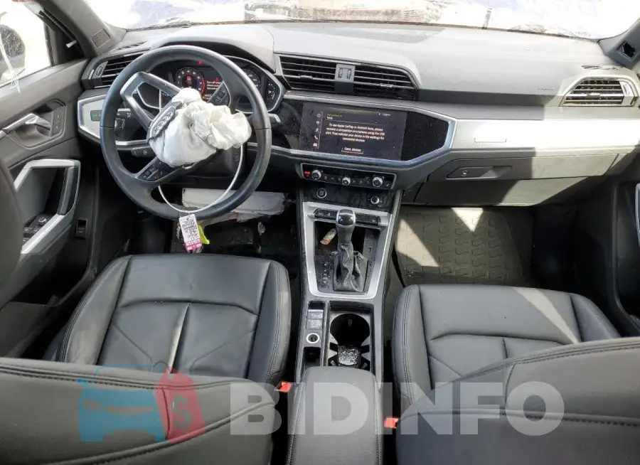 WA1AUCF37M1106015 Photo# 8