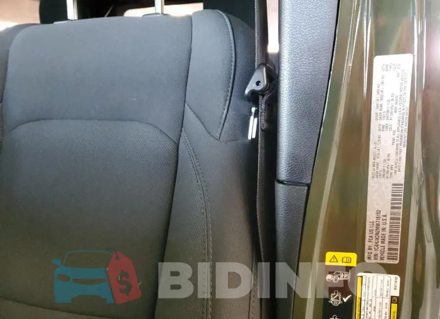 1C4HJXDN2MW718182 Photo# 13