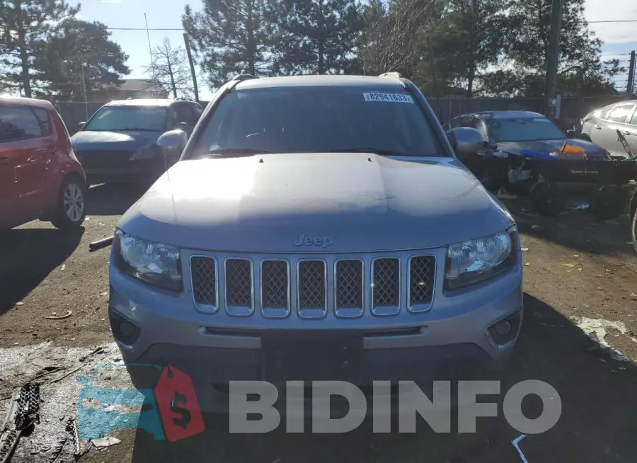 1C4NJDEB6GD795403 Photo# 5