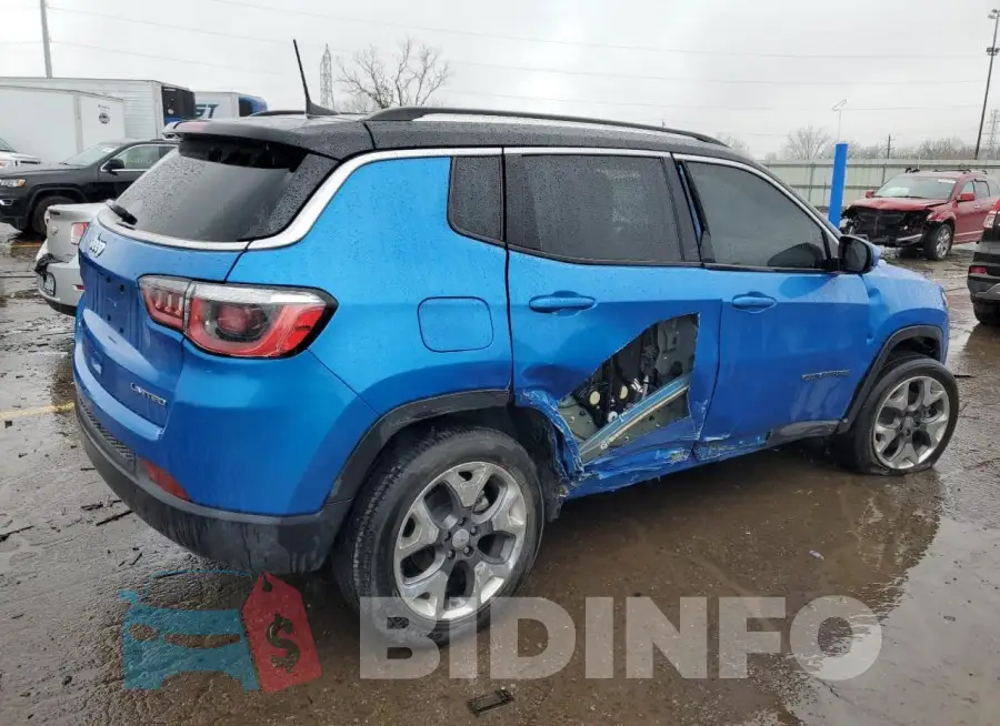 3C4NJDCB8LT228374 Photo# 3