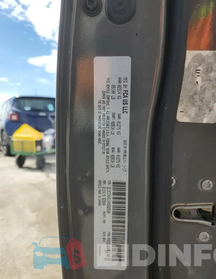 2C3CDXHG1HH562934 Photo# 13