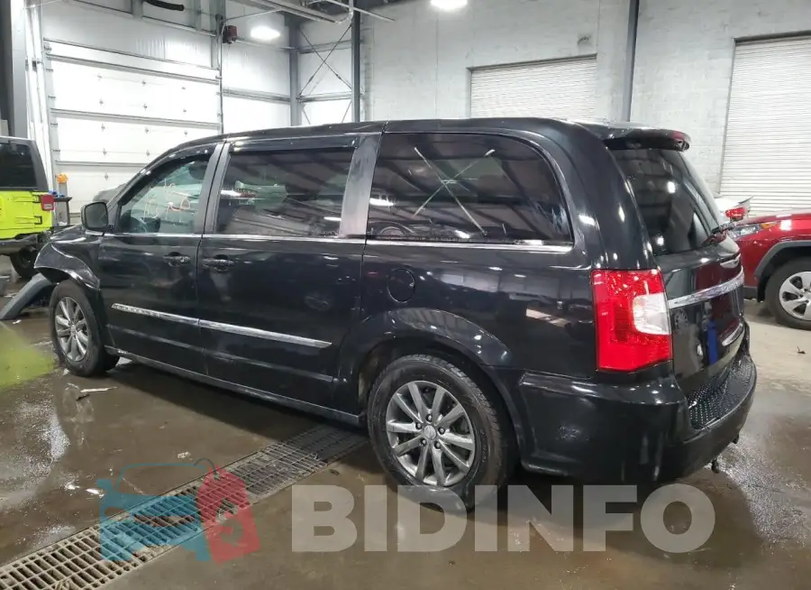 2C4RC1HGXGR247614 Photo# 2