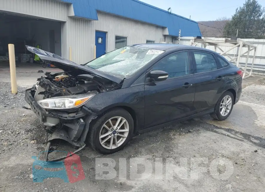1FADP3F2XHL316853 Photo# 1
