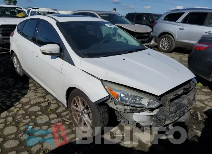 1FADP3K28GL272386 Photo# 4