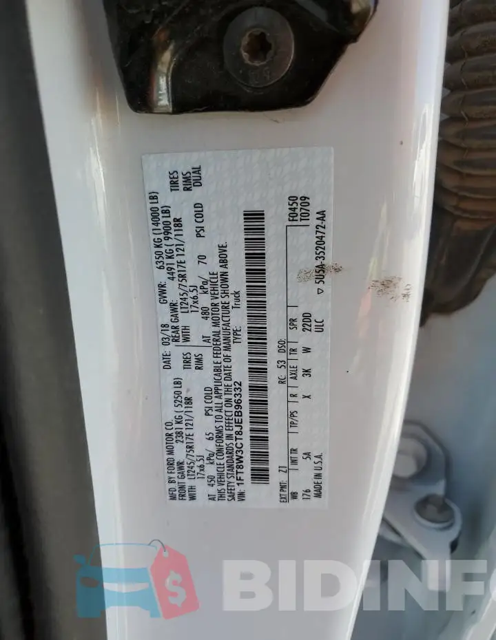 1FT8W3CT8JEB96332 Photo# 12
