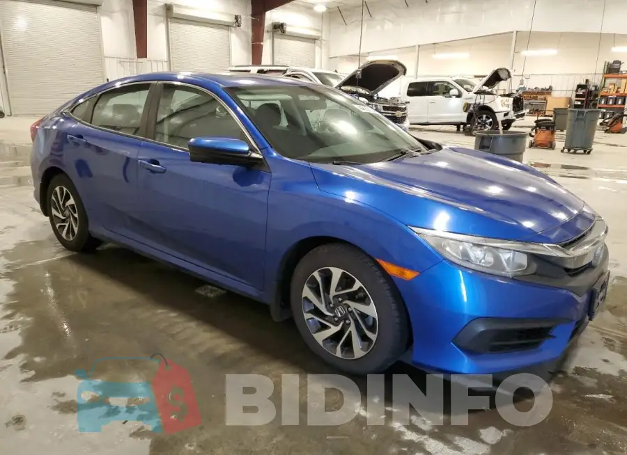 19XFC2F73HE002782 Photo# 4