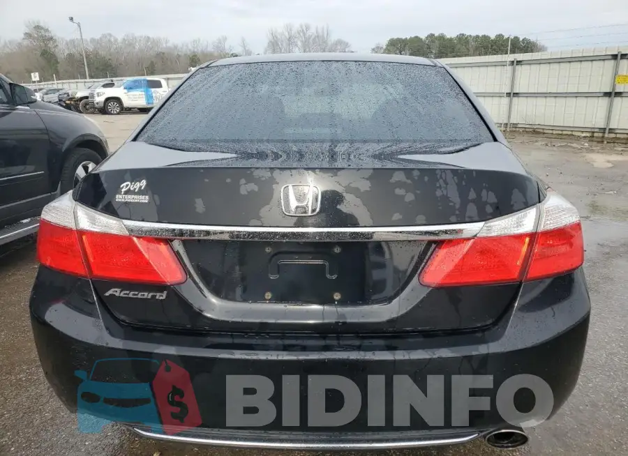 1HGCR2F30FA150596 Photo# 6